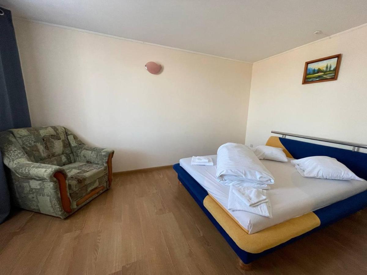 Hotel Спортохота à Tcherkassy Extérieur photo