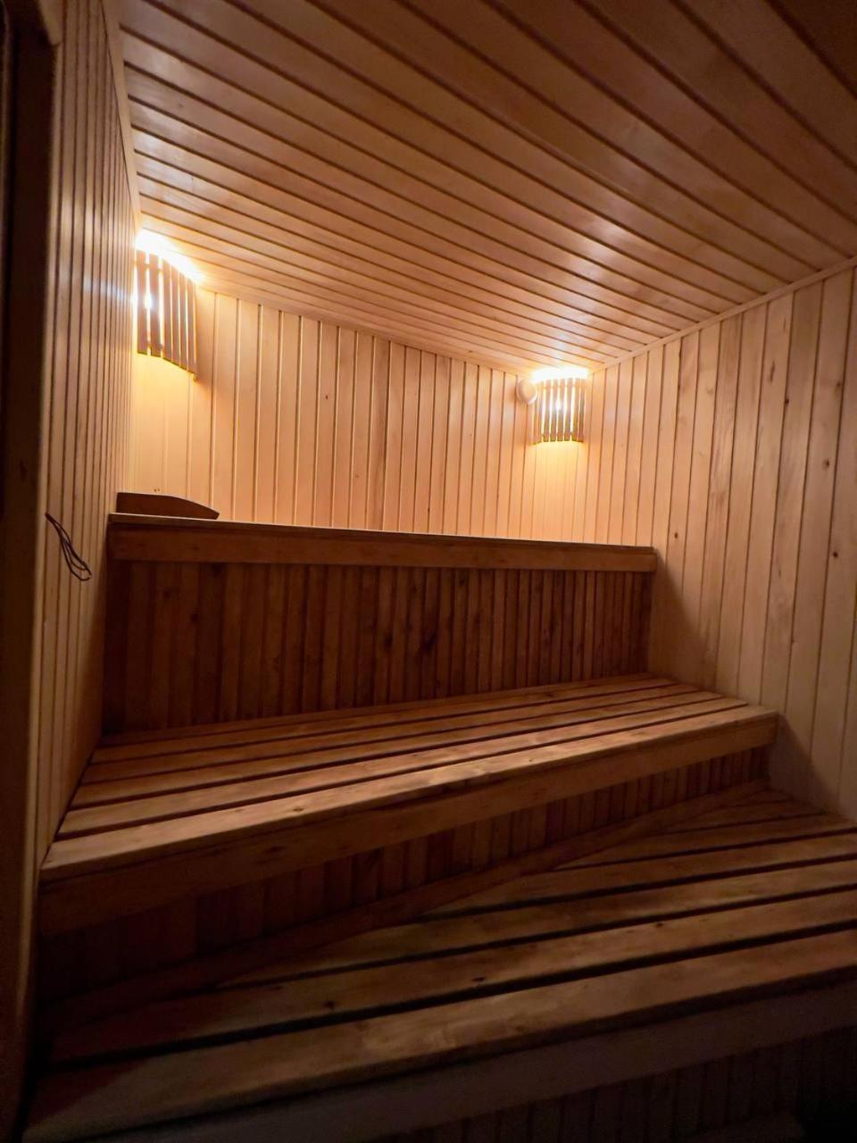 Hotel Спортохота à Tcherkassy Extérieur photo