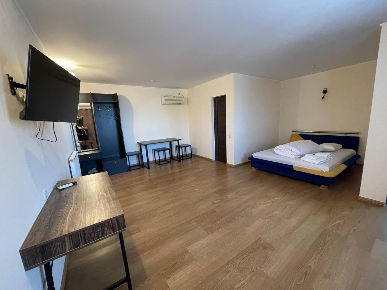 Hotel Спортохота à Tcherkassy Extérieur photo